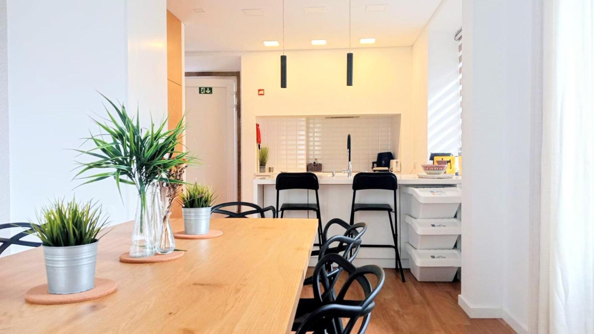 Surfsoul Guesthouse - Bed And Breakfast Peniche Eksteriør billede